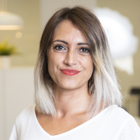 Témoignage de Sophie B., client satisfait de Bravo Telecom.