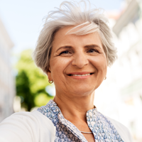 Témoignage de Sarah P., client satisfait de Bravo Telecom.